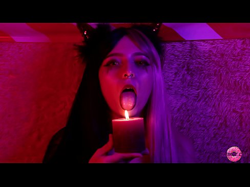 ❤️ Blowjob fiafia mai le Sexy Succubus ma le Faataunuuga o le gutu ❌ Rusia porn ❌