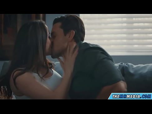❤️ Feusuaiga alofa ma se tina busty lelei ❌ Rusia porn ❌